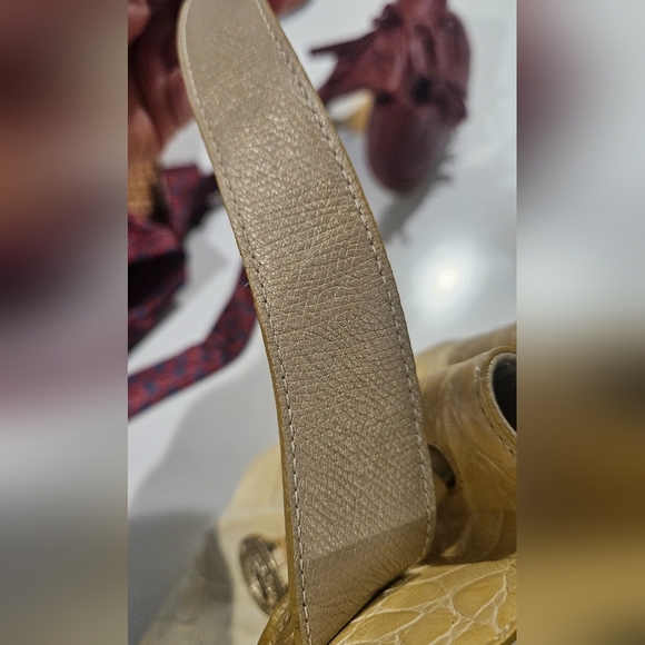 VINTAGE BRAHMIN Elizabeth Grotto Drawstring Shoulder Bag In Pastel Yellow - Picture 12 of 15